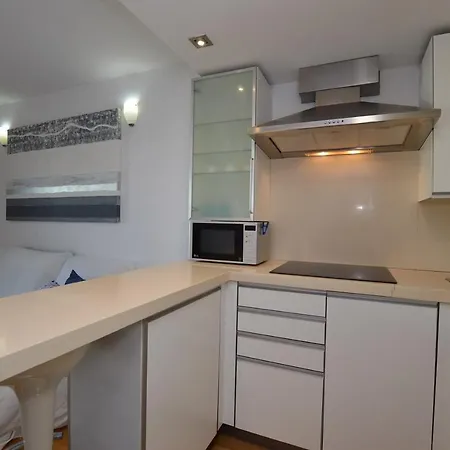 Coqueto Apartamento A Pocos Metros De La Playa *